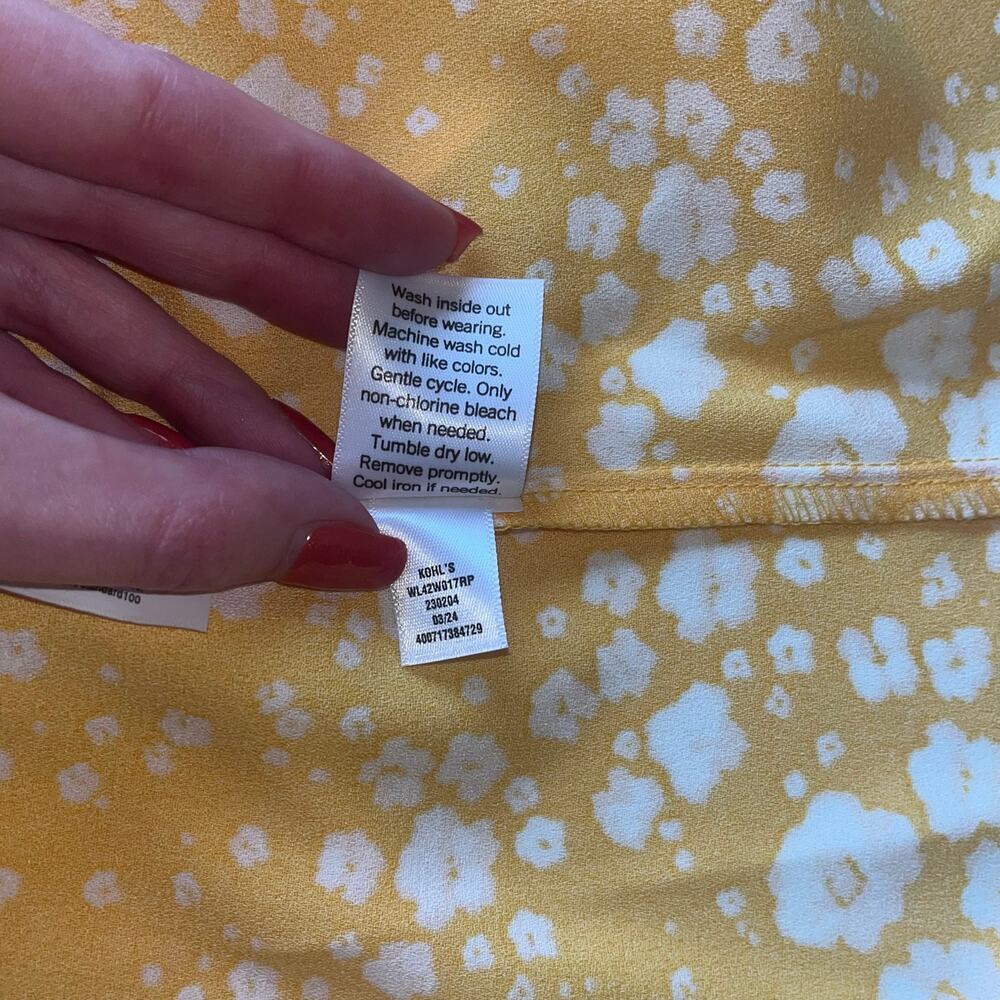 NWT! Lauren Conrad Yellow / White Tank Top Size XXL - Picture 6 of 11